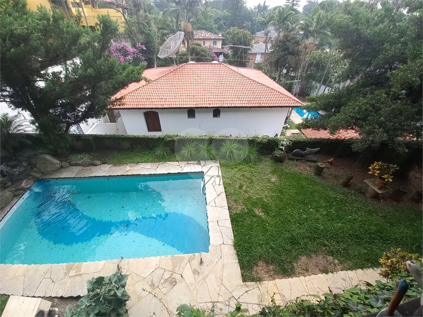 Sobrado à venda com 4 quartos, sendo 2 suítes, em Fazenda Morumbi, São Paulo, SP