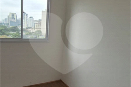 Apartamento à venda com 2 quartos em Parque Industrial Tomas Edson, São Paulo, SP