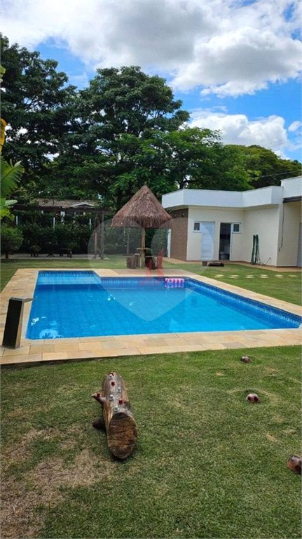 Casa à venda com 3 quartos, sendo 1 suíte, no condomínio Jardim Vale do Lago, Sorocaba - SP