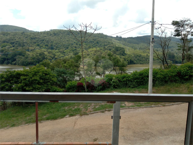 Casa à venda com 3 suítes em Rancho Grande, Mairiporã, SP