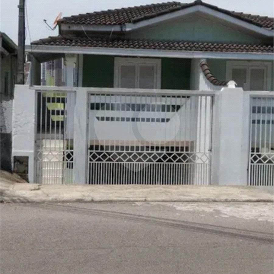 CASA A VENDA COM 141M², 3 DORMITORIOS, 1 SUITE, 2 VAGAS - JARDIM DAS INDUSTRIAS - SÃO JOSÉ DOS CAMPO