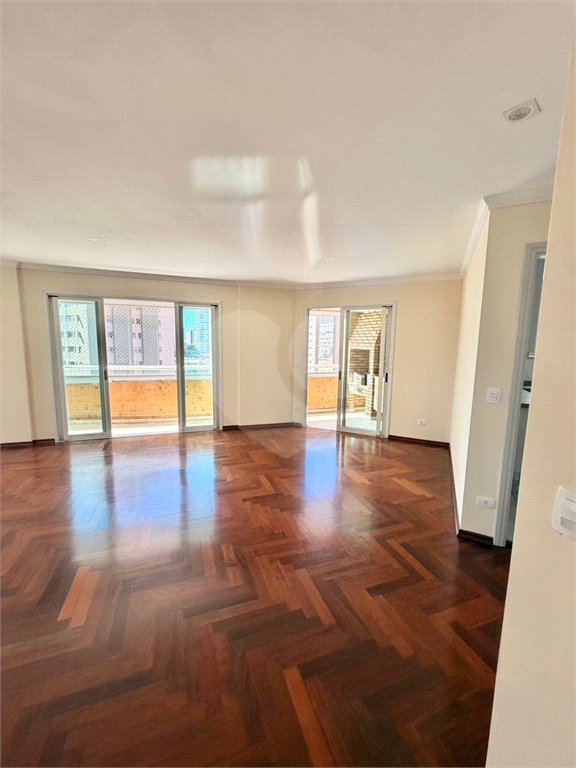 Apartamento à venda com 3 suítes em Santana, São Paulo, SP