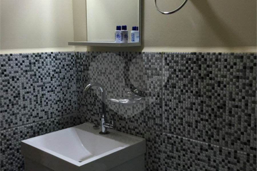 Casa à venda com 5 suítes no condomínio Cinco Lagos, Mairiporã - SP