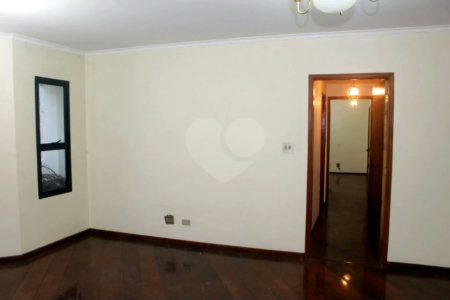 Apartamento à venda com 3 suítes em Água Fria, São Paulo, SP