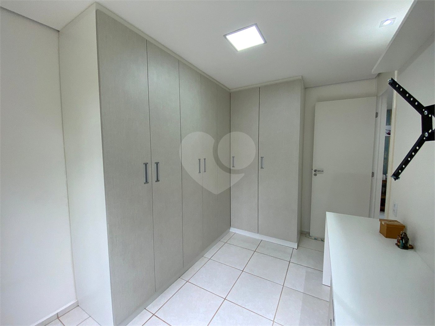 Apartamento à venda com 2 quartos em Jacarepaguá, Rio de Janeiro, RJ