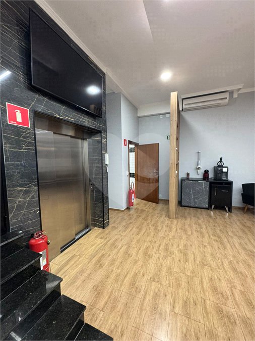 Salão para alugar em Alves Dias, São Bernardo do Campo, SP