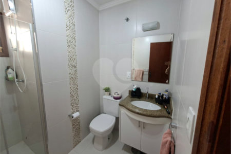 Sobrado à venda com 3 quartos, sendo 1 suíte, em Jardim Bonfiglioli, São Paulo, SP