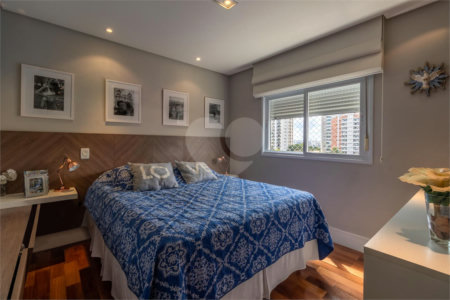 Apartamento à venda com 3 quartos, sendo 1 suíte, em Campo Belo, São Paulo, SP