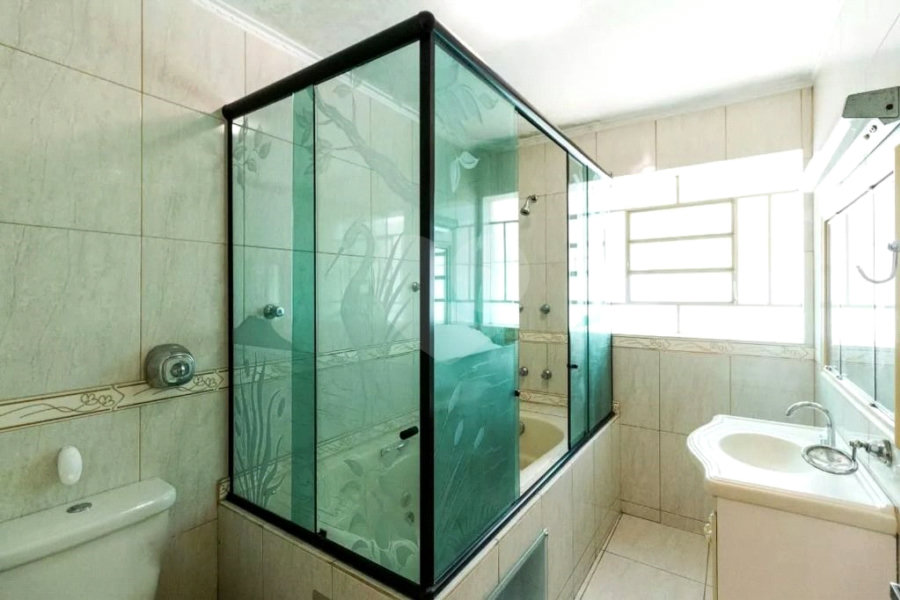 Sobrado à venda com 3 quartos em Vila Carrão, São Paulo, SP
