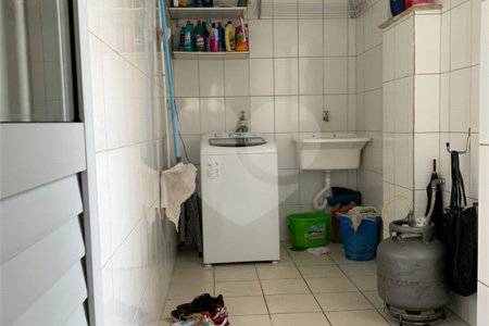 Casa à venda com 3 quartos, sendo 2 suítes,  no condomínio Residencial Jardins, São Bernardo do Campo - SP