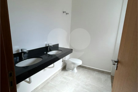 Casa à venda com 3 suítes no condomínio Vida Real, Itupeva - SP