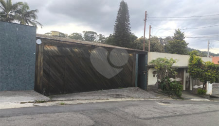 Casa à venda com 3 quartos, sendo 1 suíte, em Tremembé, São Paulo, SP