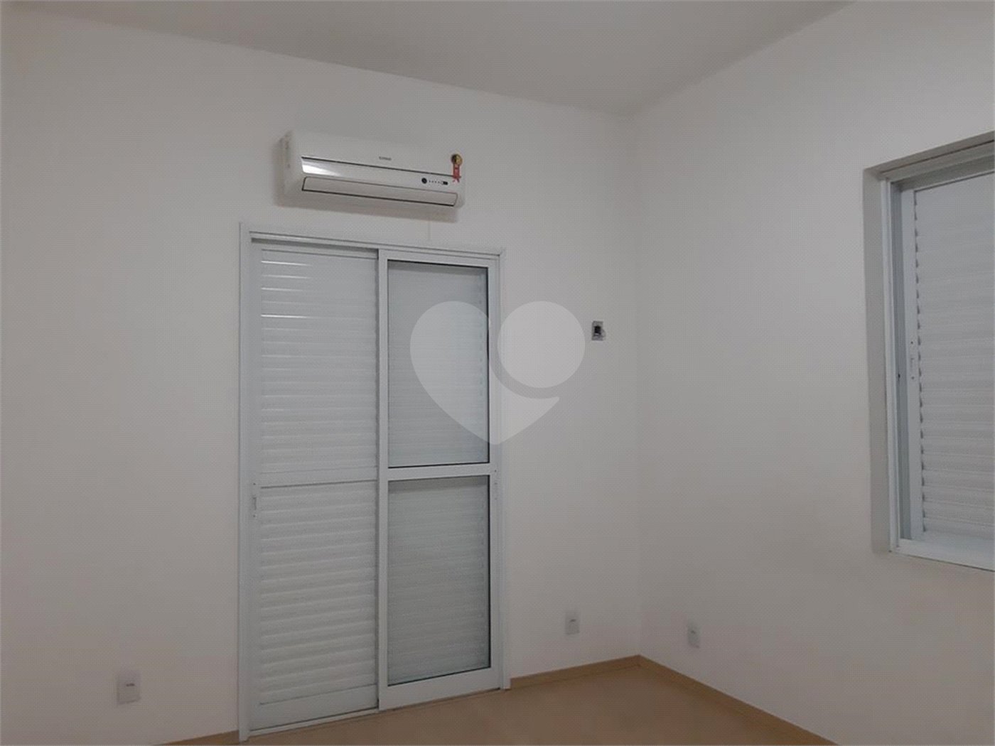 Apartamento à venda com 2 quartos em Cerqueira César, São Paulo, SP