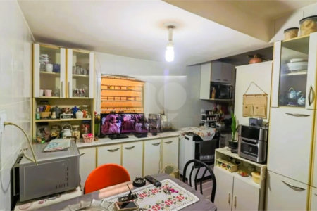 Sobrado à venda com 3 quartos, sendo 1 suíte,  em Jardim Bonfiglioli, São Paulo, SP