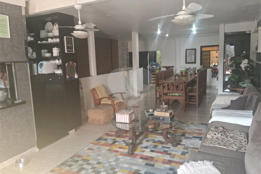 Sobrado à venda com 4 suítes em Vila Portuguesa, São Paulo, SP