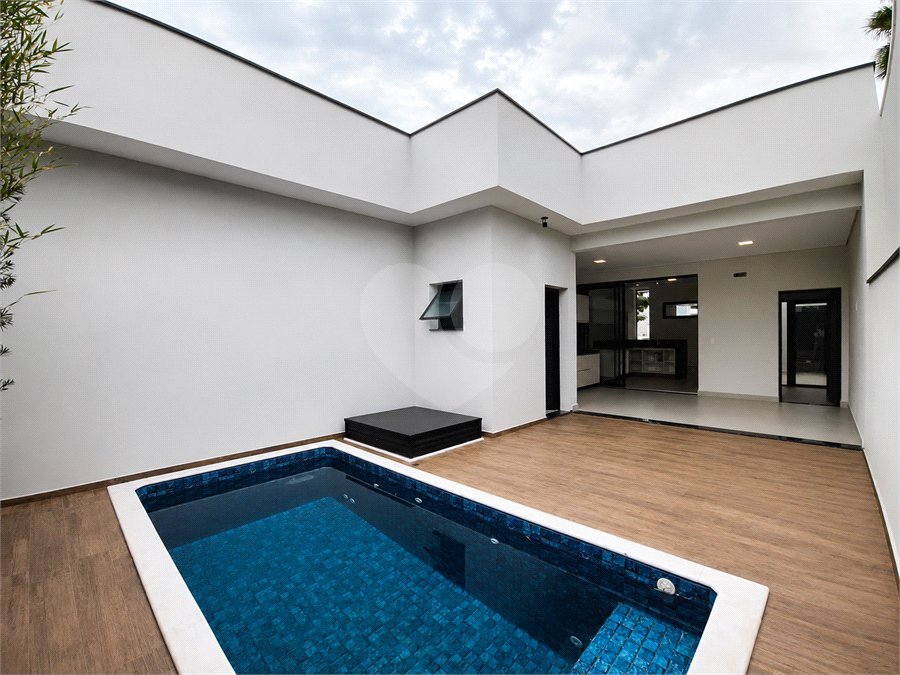 Casa à venda com 3 suítes no condomínio Residencial Chácara Ondina, Sorocaba - SP