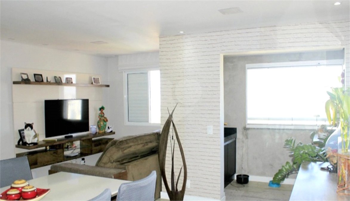 Apartamento à venda com 3 quartos em Jardim Imperador, Guarulhos, SP