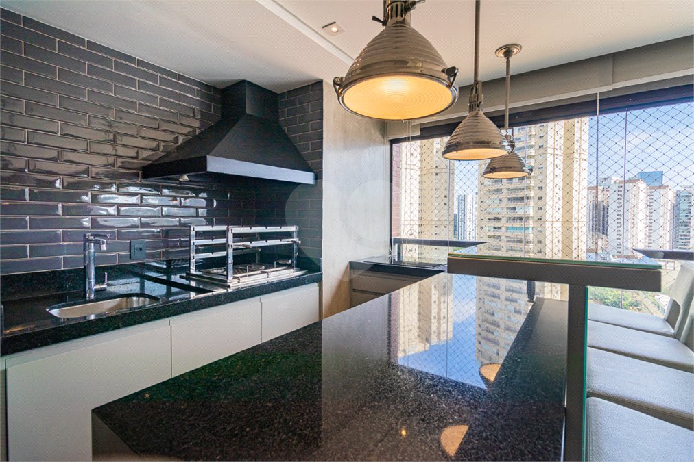 Apartamento à venda com 3 suítes em Granja Julieta, São Paulo, SP