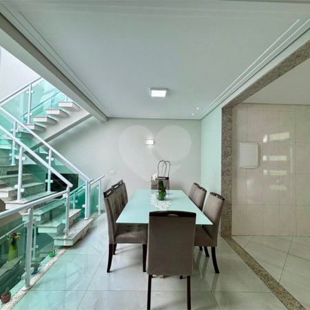 Casa à venda ou para alugar com 6 quartos, sendo 1 suíte, em Residencial/Comercial, Guarulhos, SP