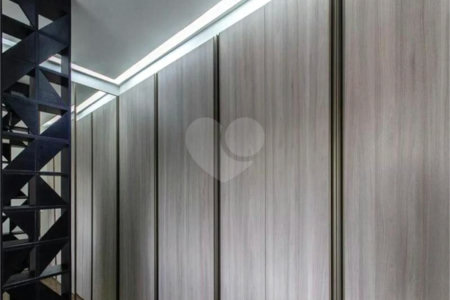 Apartamento à venda com 3 quartos, sendo 1 suíte,  em Jardim Vazani, São Paulo, SP