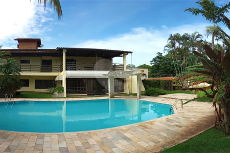 Casa à venda ou para alugar com 5 suítes no condomínio Vilage Zuleika Jabour, Salto - SP