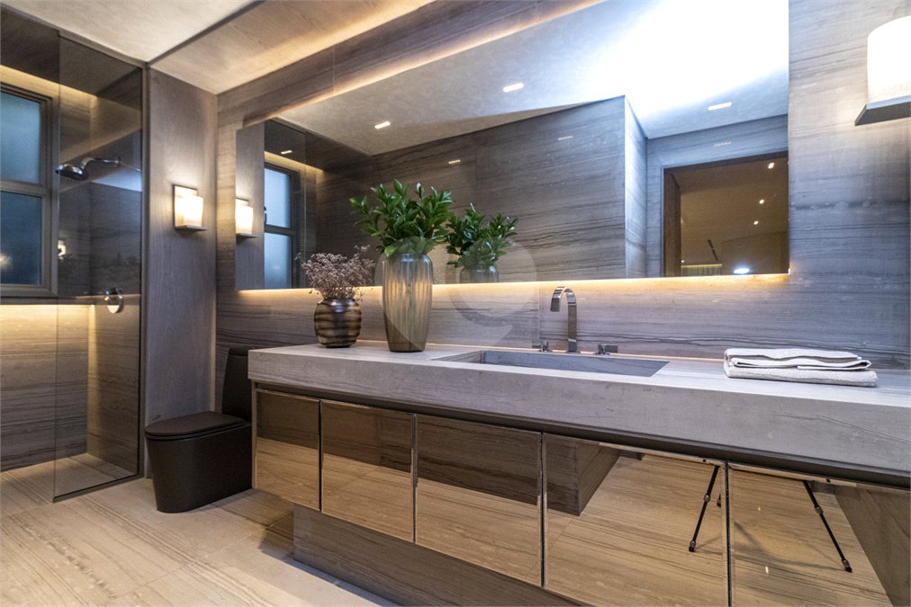 Apartamento à venda com 4 suítes em Jardim Guedala, São Paulo, SP