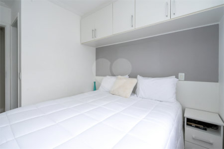 Apartamento à venda com 3 quartos, sendo 1 suíte,  em Jardim Parque Morumbi, São Paulo, SP