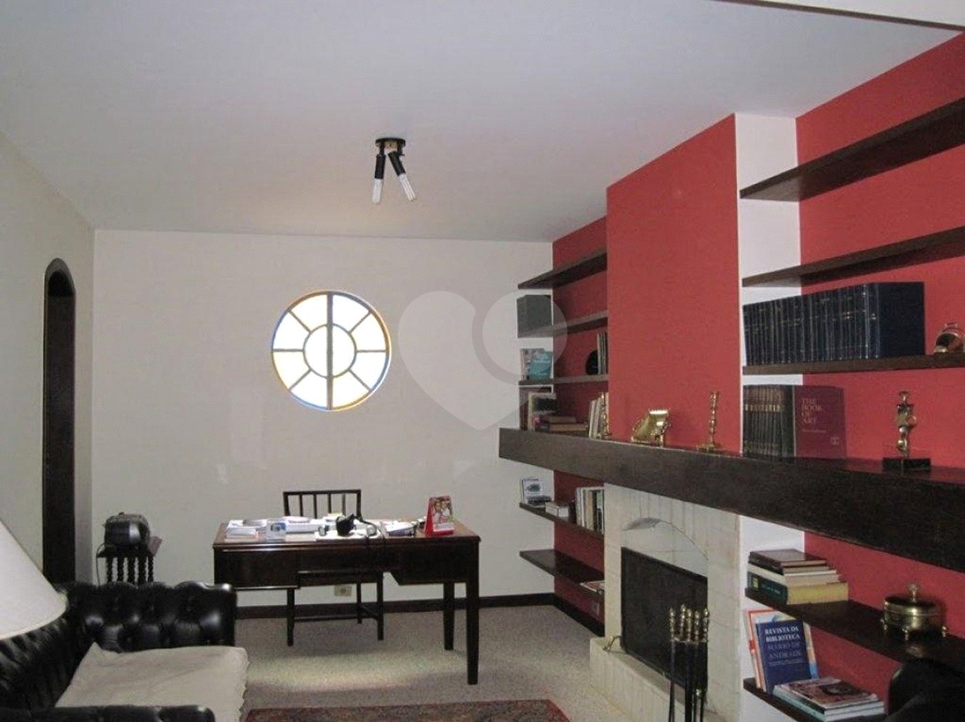Casa à venda com 4 quartos, sendo 2 suítes,  em Jardim Leonor, São Paulo, SP