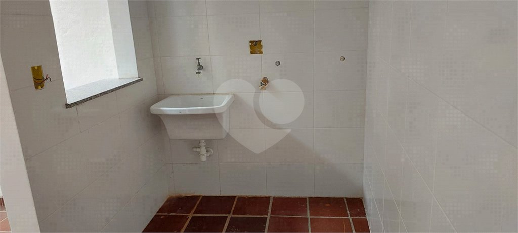 Sobrado à venda com 3 quartos, sendo 2 suítes, em Vila Paulicéia, São Paulo, SP