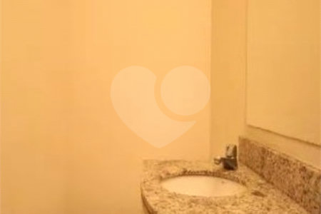 Apartamento à venda com 3 quartos, sendo 2 suítes,  em Paraíso do Morumbi, São Paulo, SP