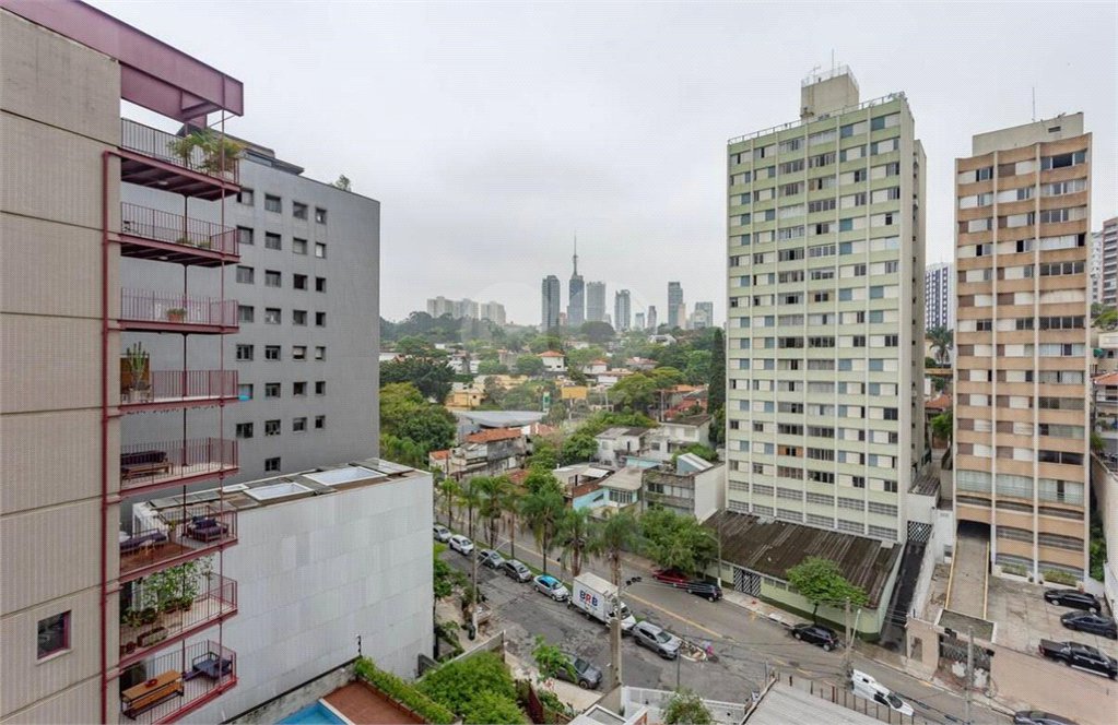 Apartamento à venda com 1 quarto em Jardim das Bandeiras, São Paulo, SP