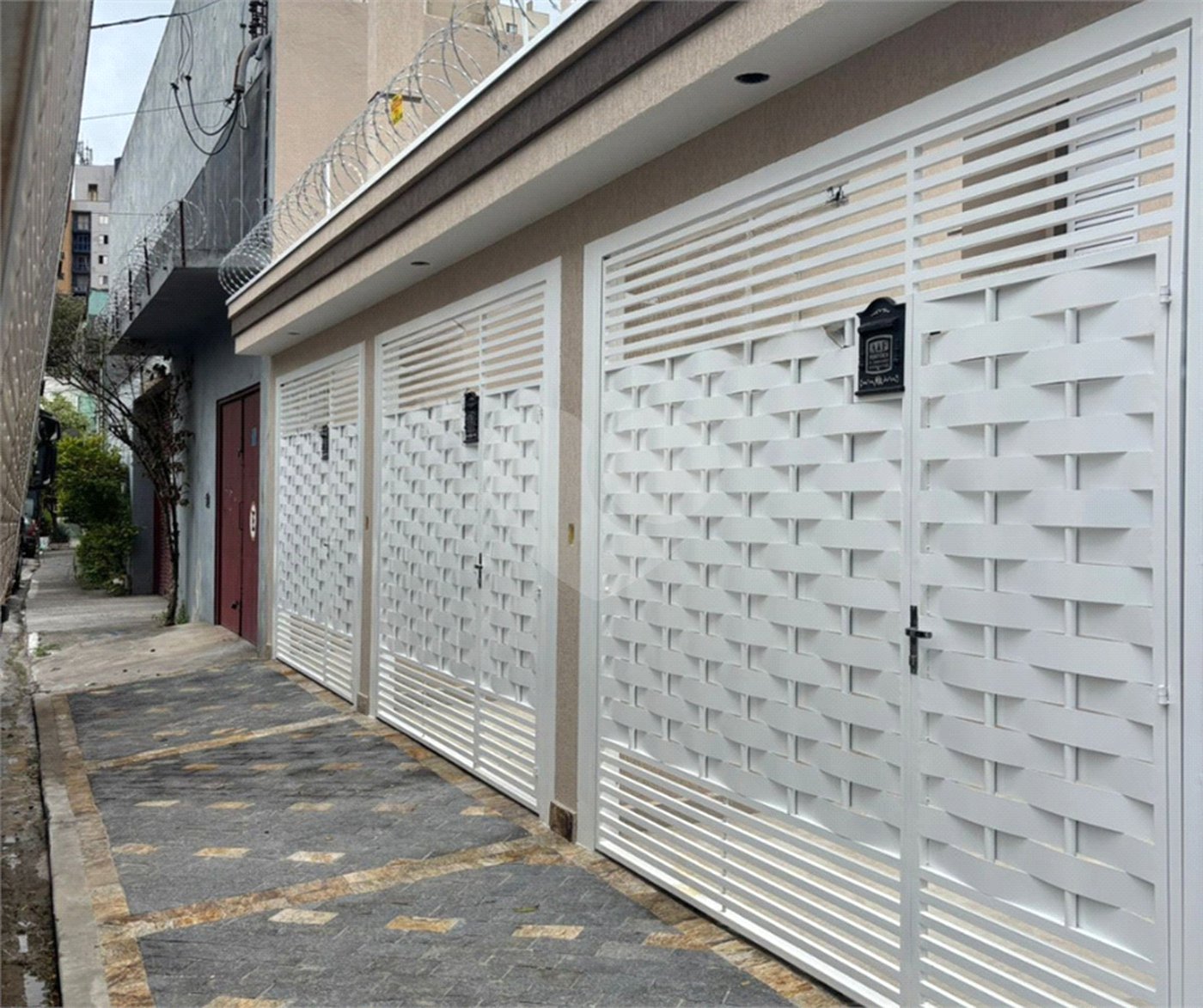 Sobrado à venda com 3 quartos, sendo 1 suíte,  em Jardim Centenario, São Paulo, SP