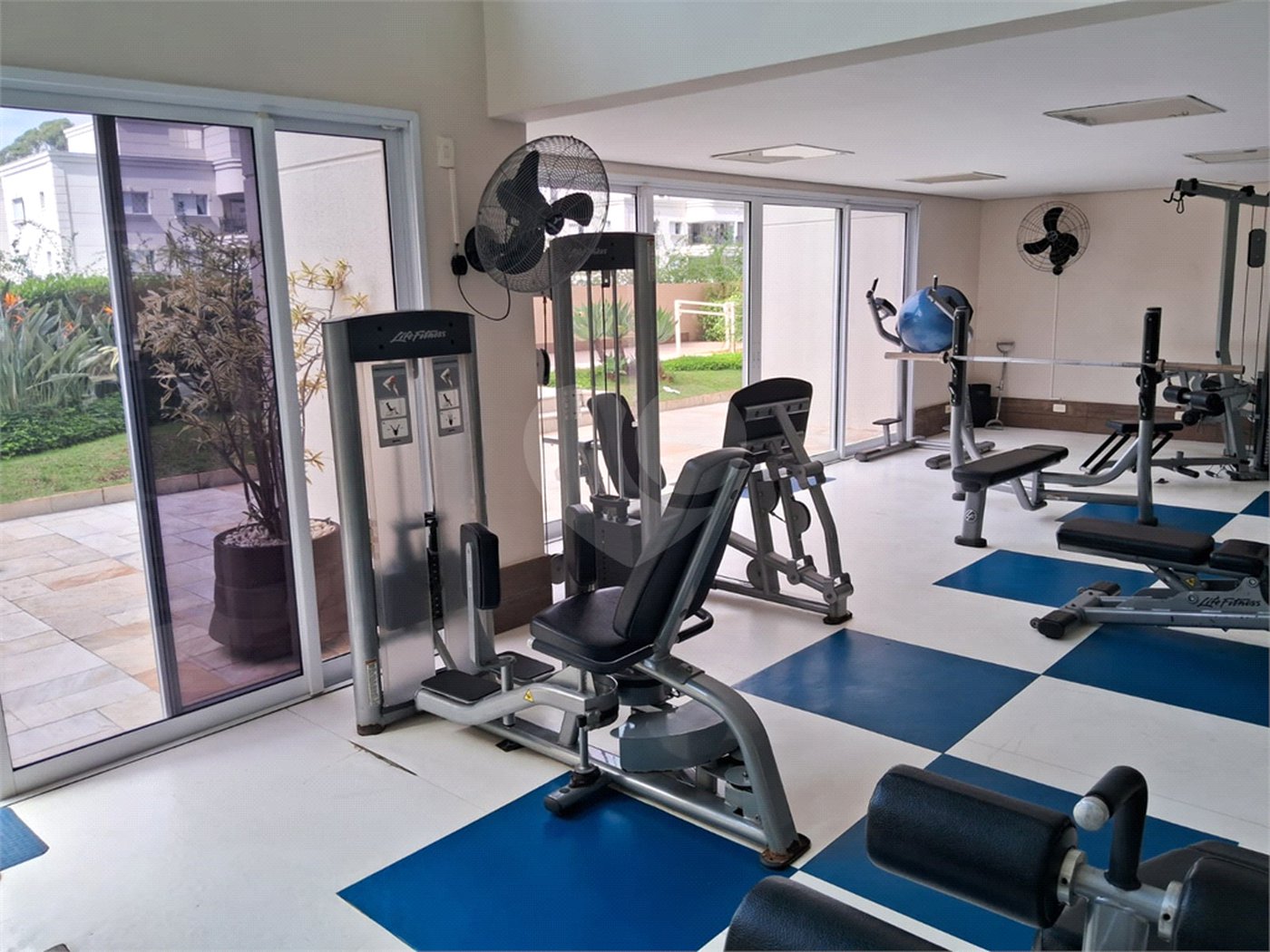 Apartamento à venda com 3 suítes em Paraíso do Morumbi, São Paulo, SP
