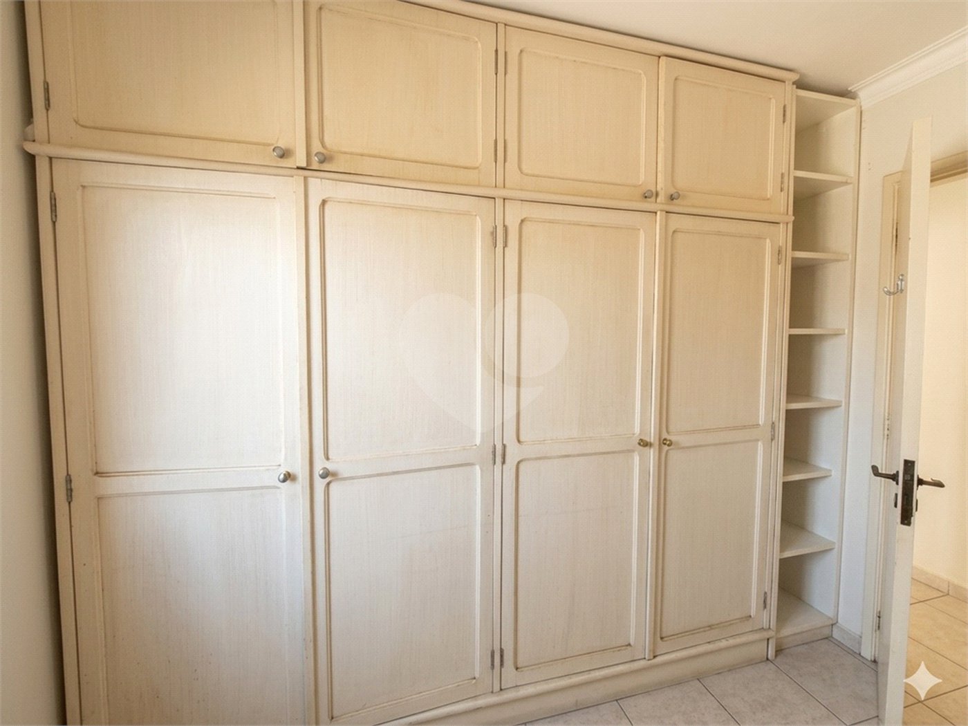 Apartamento à venda ou para alugar com 3 quartos, sendo 1 suíte, em Jardim Esmeralda, São Paulo, SP