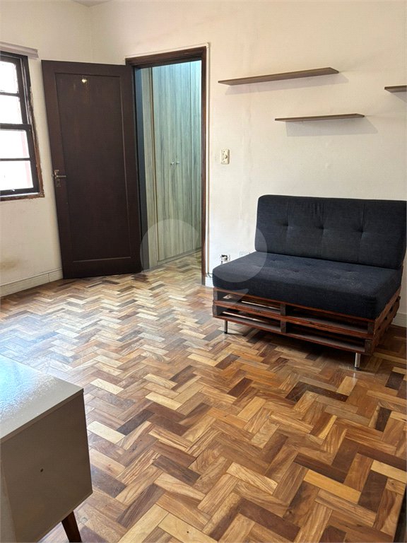 Sobrado à venda com 4 quartos, sendo 2 suítes, em Jaguaré, São Paulo, SP
