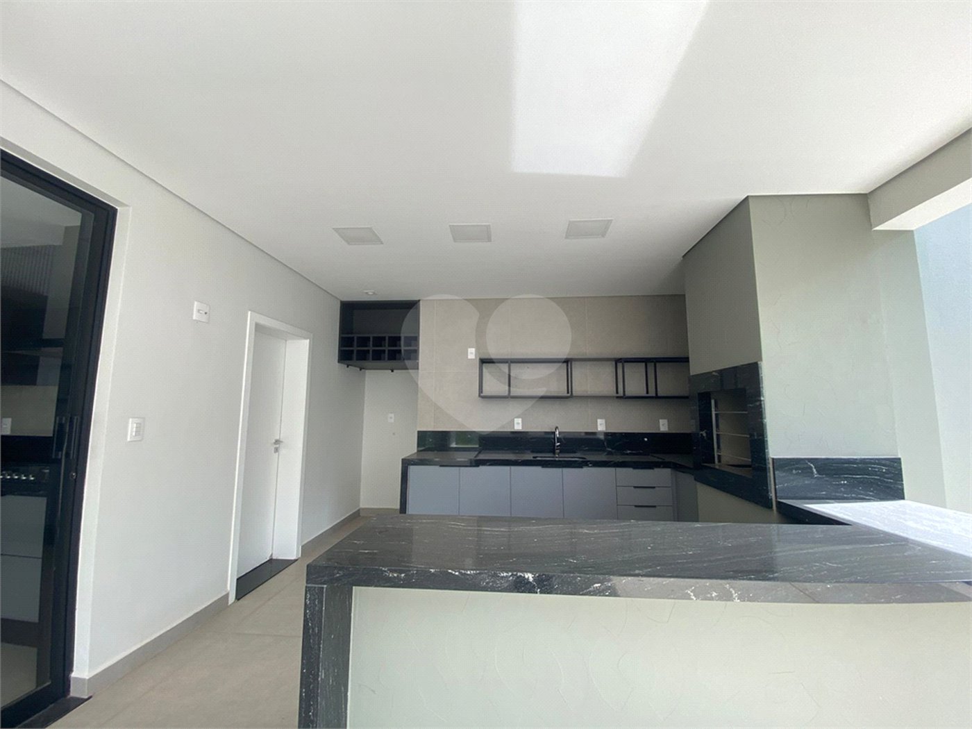 Casa à venda com 4 suítes no condomínio Alphaville Nova Esplanada 3, Votorantim - SP