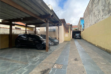 Terreno à venda com 3 quartos, sendo 1 suíte, em Vila Nivi, São Paulo, SP