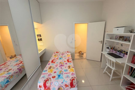 Apartamento à venda com 3 quartos, sendo 1 suíte,  em Lagoa, Rio de Janeiro, RJ