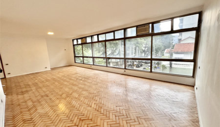 Apartamento à venda com 4 quartos, sendo 1 suíte,  em Lagoa, Rio de Janeiro, RJ