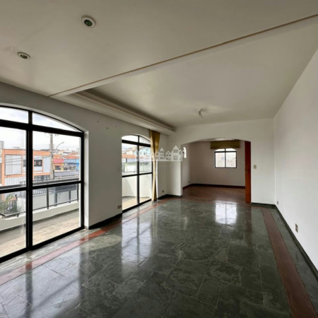 Apartamento à venda ou para alugar com 4 quartos, sendo 3 suítes, no Centro, Atibaia, SP