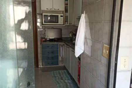 Apartamento à venda com 3 quartos, sendo 1 suíte, em Vila Hamburguesa, São Paulo, SP