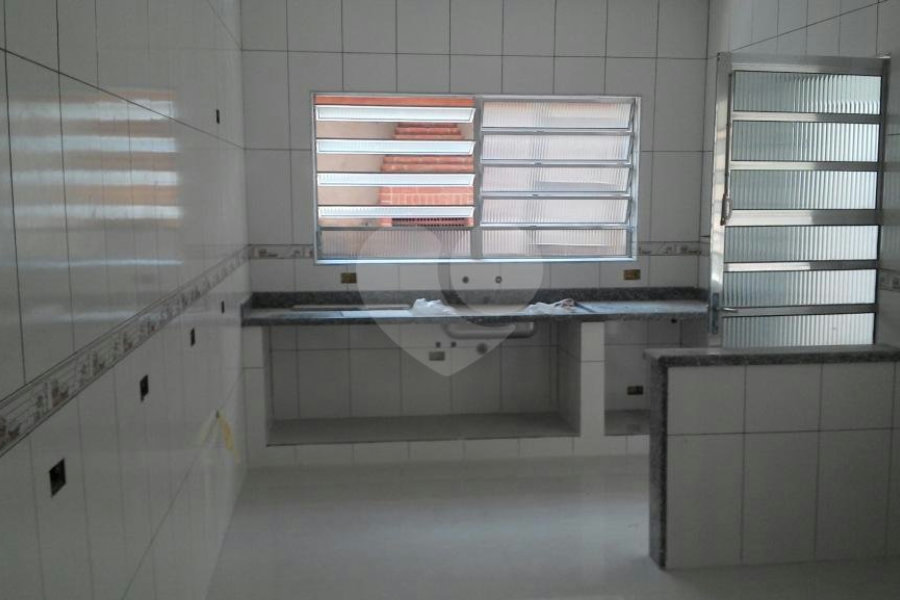 Sobrado à venda com 3 suítes em Jaçanã, São Paulo, SP