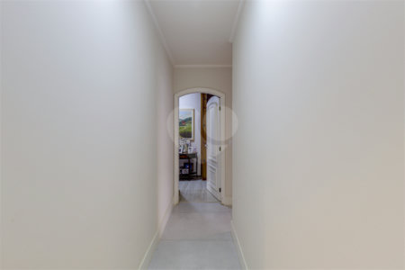 Apartamento à venda com 4 quartos, sendo 2 suítes, em Campo Belo, São Paulo, SP