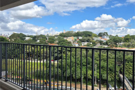 Apartamento à venda com 3 quartos, sendo 1 suíte, em Vila Anastácio, São Paulo, SP