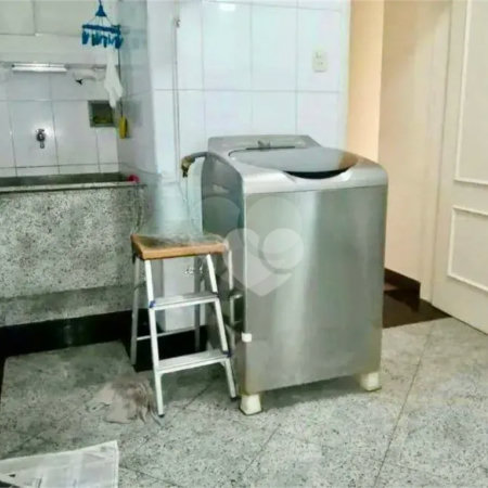 Apartamento à venda com 4 quartos, sendo 1 suíte,  em Copacabana, Rio de Janeiro, RJ