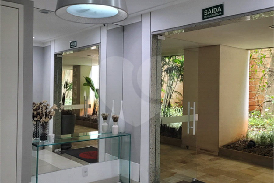 Apartamento para alugar com 3 quartos, sendo 1 suíte, em Morumbi, São Paulo, SP