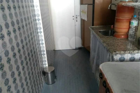 Apartamento à venda com 2 quartos em São Cristóvão, Rio de Janeiro, RJ