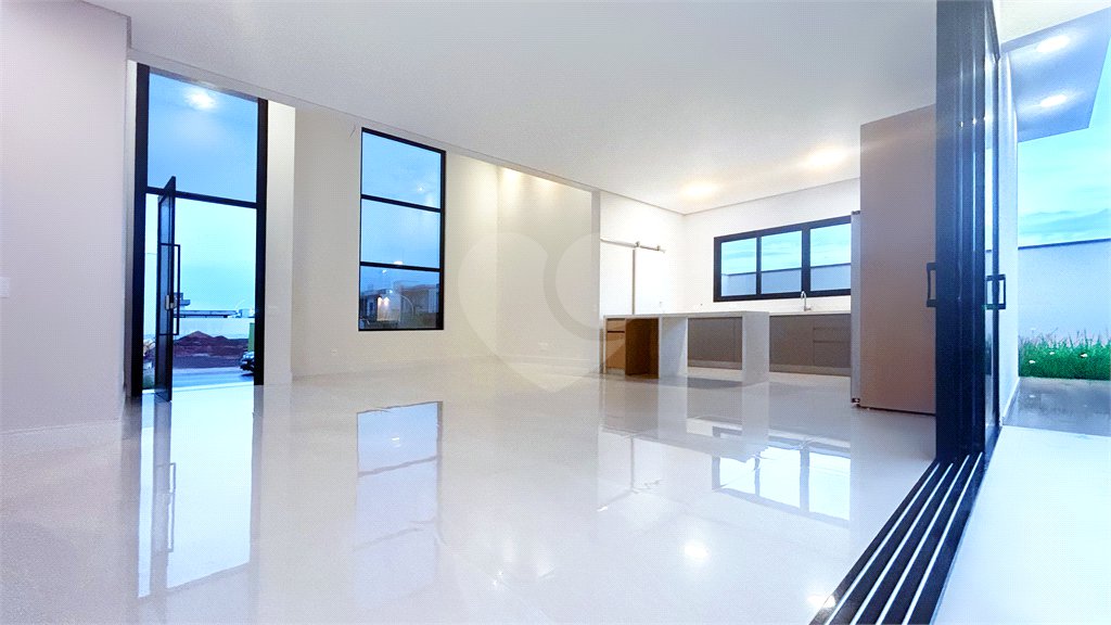 Casa à venda com 3 quartos, sendo 1 suíte, no condomínio Jardim Residencial Dona Maria José, Indaiatuba - SP