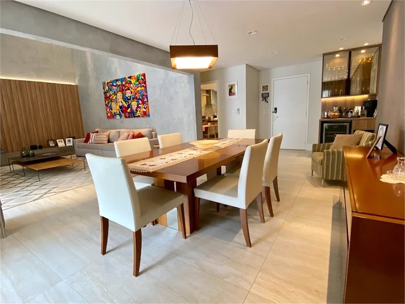 Apartamento à venda com 3 suítes em Vila Suzana, São Paulo, SP
