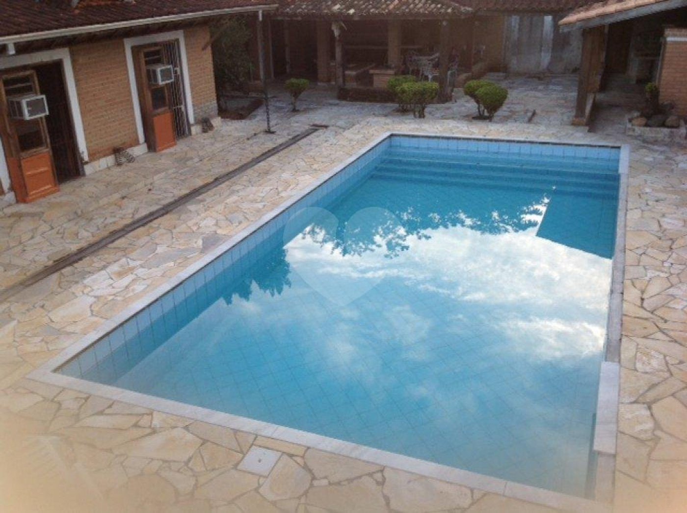 Casa à venda com 3 suítes no condomínio Morada do Mar, Caraguatatuba - SP